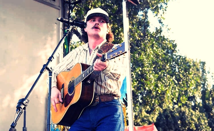 Country singer Braxton Keith