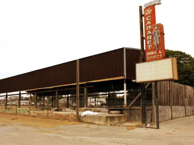 Bandera: Cabaret Dance Hall