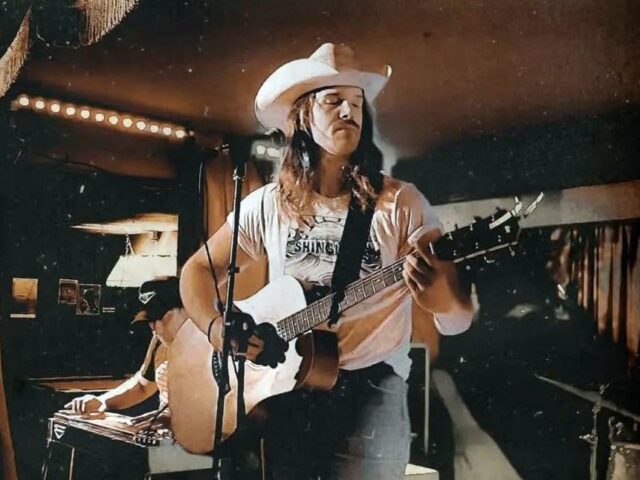 Austin’s Chasen Wayne Turns a West Texas Bar Into a Concept Album