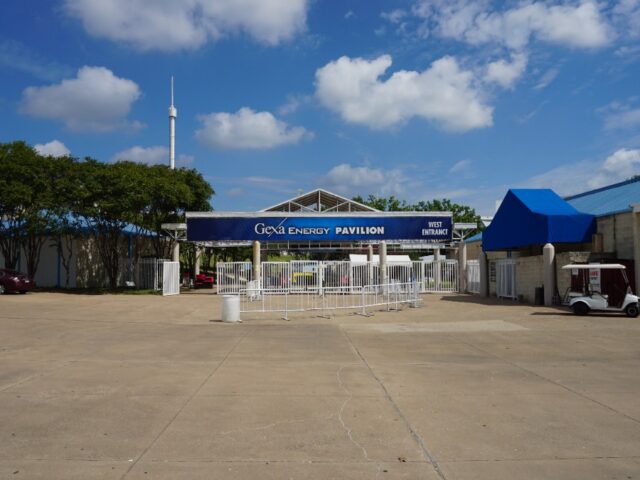 Dallas: Dos Equis Pavilion at Fair Park