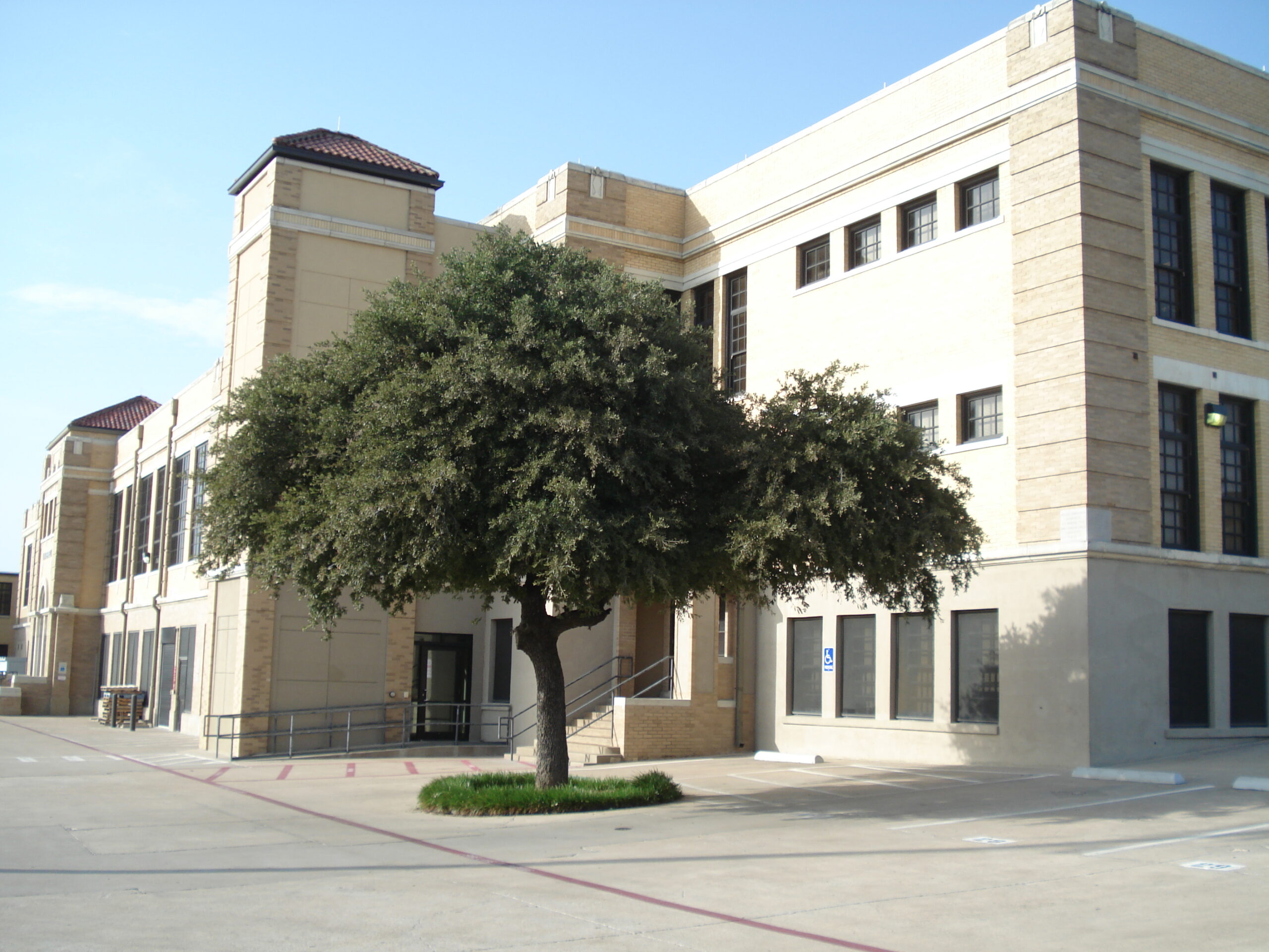 Fort Worth: I.M. Terrell Academy for STEM and VPA
