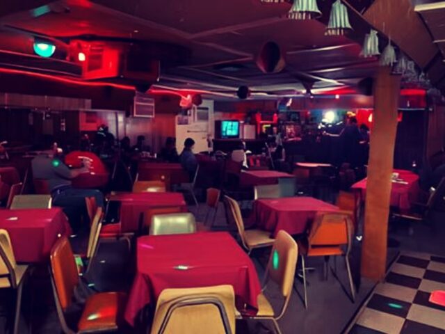 Houston: Silver Slipper Lounge
