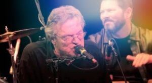 Terry Allen performs live