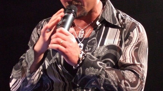 Dallas: Tim McGraw at Dos Equis Pavilion