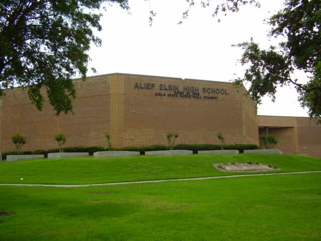 Houston: Beyoncé at Alief Elsik High School