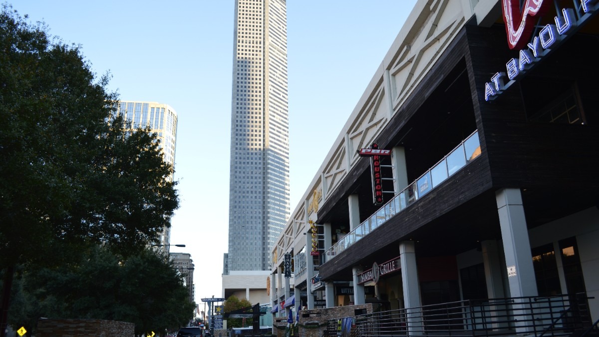 bayou-place-houston.jpg