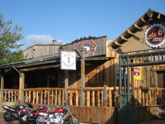 College Station: Lyle Lovett at the Dixie Chicken
