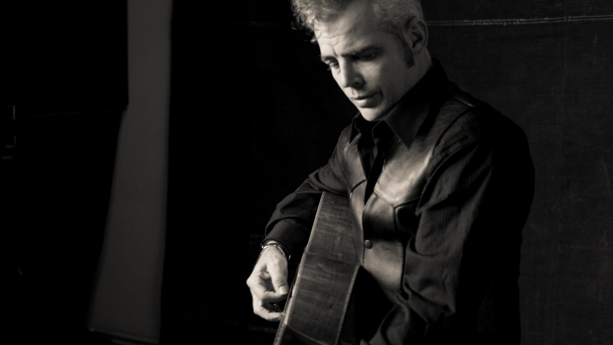 Dale Watson performing live