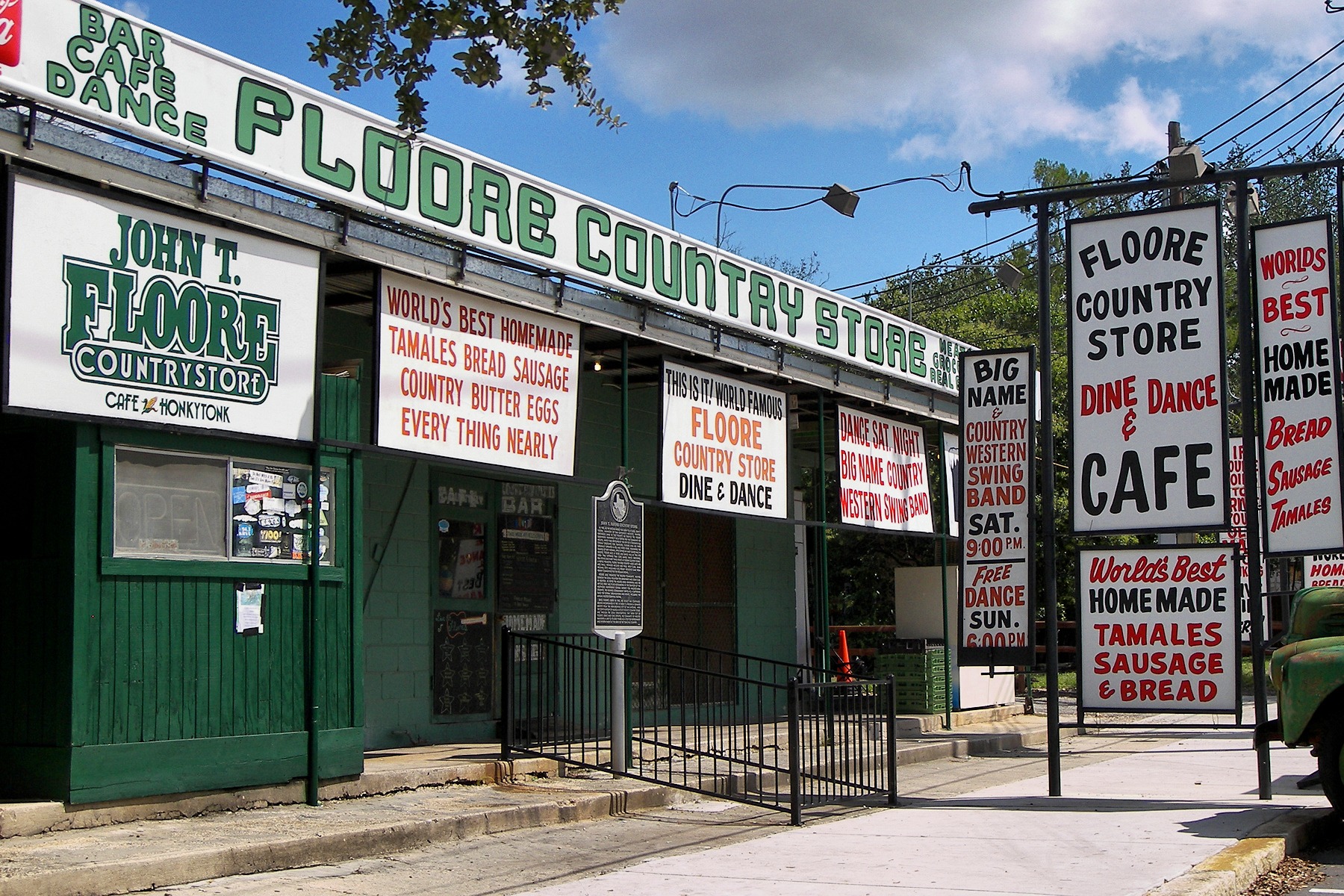 Helotes: John T. Floore’s Country Store
