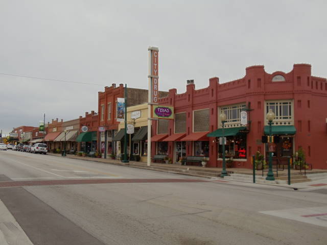 Grapevine: Where Norah Jones Grew Up in North Texas