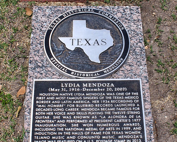 San Antonio: Lydia Mendoza Gravesite