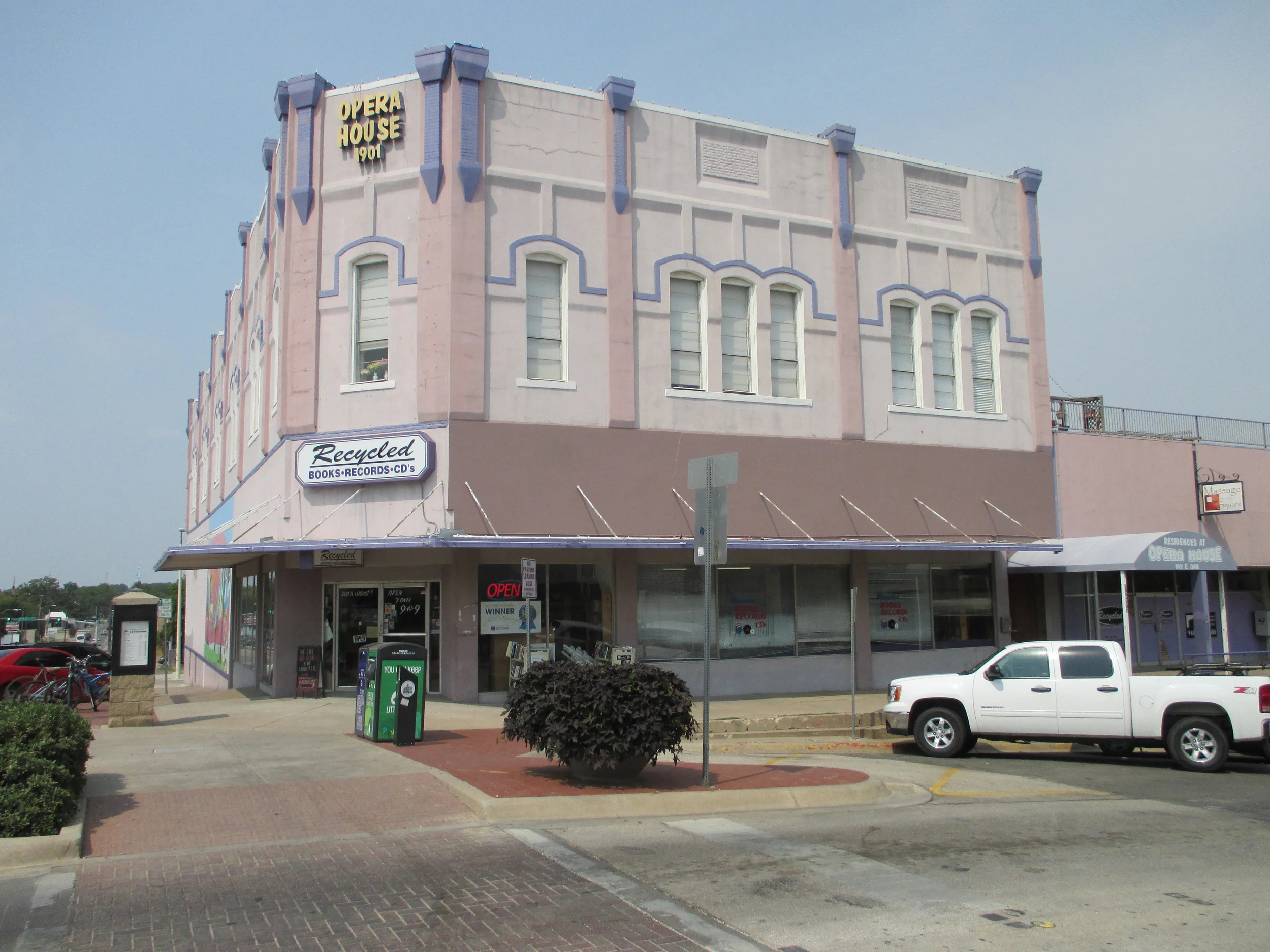 Denton: Recycled Books, Records & CDs