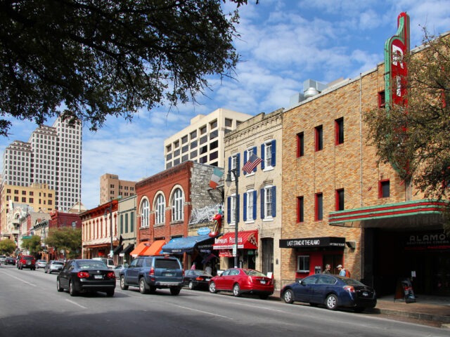 Austin: Alejandro Escovedo and the True Believers